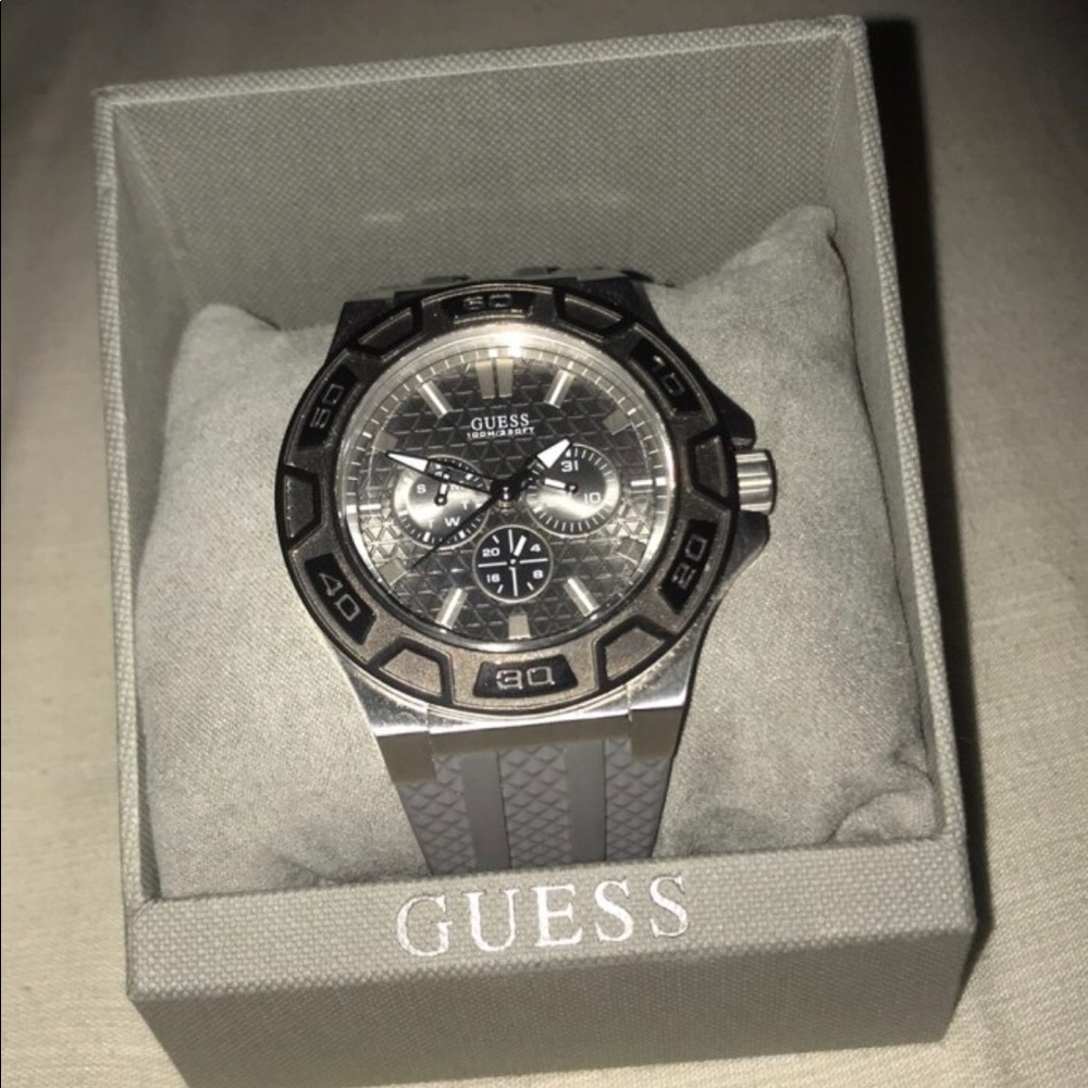 Guess watch